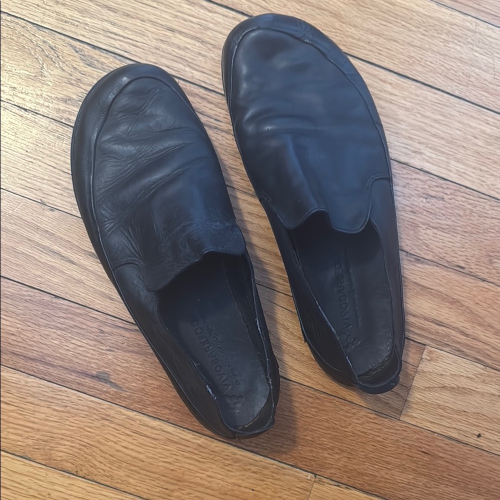 Vivo Barefoot Black Leather Flats